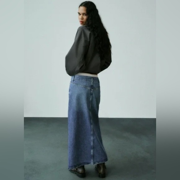 Zara TRF DENIM BOXER SKIRT. Blue. Size XS. New with Tags. - Picture 5 of 10